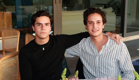  Sebastián Leos y Santiago Chevaile.