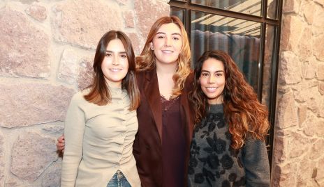  Isabel Pérez, Ana Gaby Motilla y Alejandra Martínez.