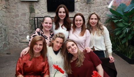  Andrea Díaz Infante, Renata Castillo, Ali Díaz Infante, Alejandra Fernández, Ana Lucía Díaz, Benilde Hernández y Paulina Castillo.