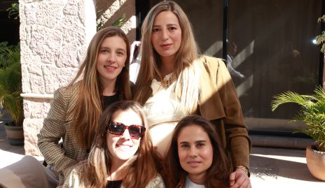  Pau Martínez, Gaby Del Valle, Micole Echegaray y Nuria Alcalde.