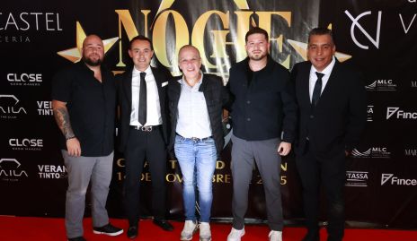  Erik, Víctor, Darío, Daniel y Akena.