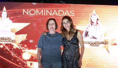  Esther Hernández y Vanessa Cortés.