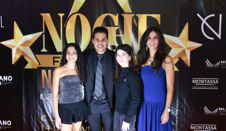  Ana Lía Hernández, Josué Santos, Mari Ale Ortiz y Lía Araya.