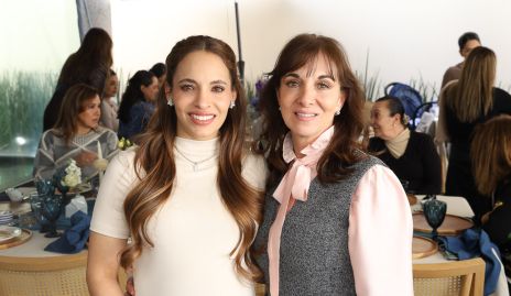  Fernanda Paredes con su mamá Pituca Espinosa.