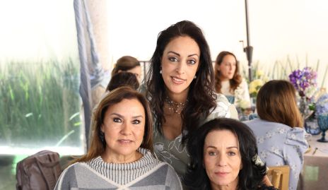  Claudia González, Ruth Morales y Adriana Espinosa.