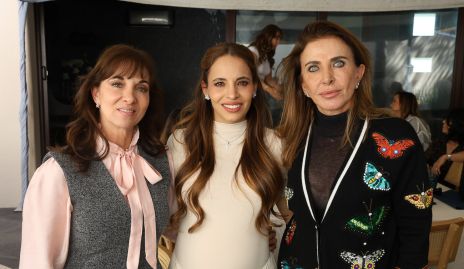  Pituca Espinosa, Fernanda Paredes y Fátima Joseph.