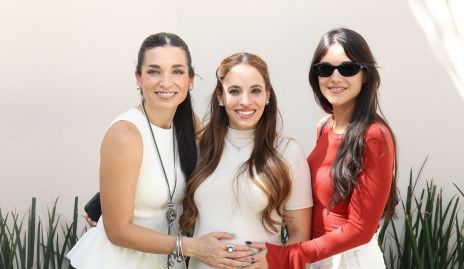  Carla Moreno, Fernanda Paredes y Mariana Cerda.