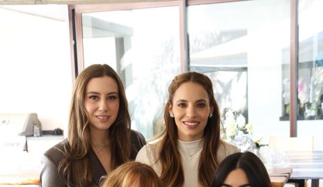  Patty De Antuñano, Fernanda Paredes, Patricia Espinosa y Mayteé De Antuñano.