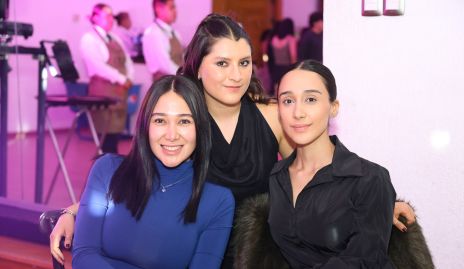  Sofía Beltrán, María Fernanda y Montse Beltrán.