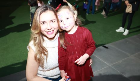  Brenda Calzada y Olivia Cabrero.