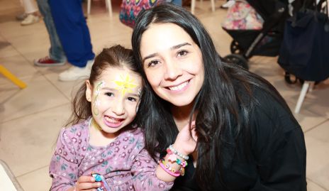  Costanza Requena y Rita Corona.