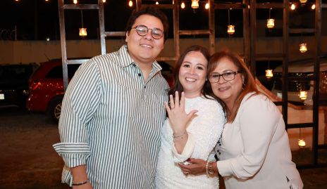  Sebastián Medina, Andrea Barbosa y Geraldina Alvarado.