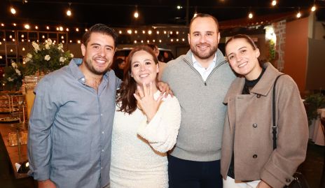  Mauricio Martínez, Andrea Barbosa, Pablo Acosta y María José Zacarías.