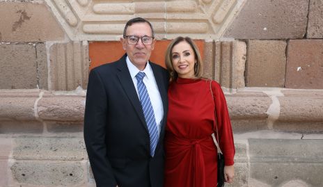  Pelón Valle y Liz Aradillas.