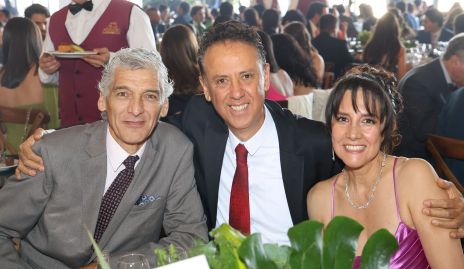  Juan Carlos Zacarías, Carlos Cortés y Margarita Cerda.