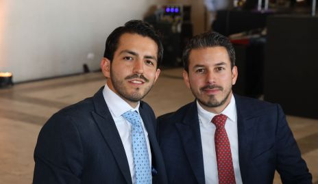  Juan Pablo Lomelí  y Tito Estrada.