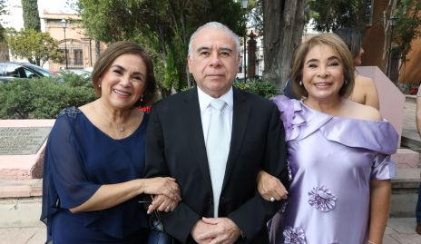  María Luisa Martínez, Carlos Martínez y Patricia Martínez.