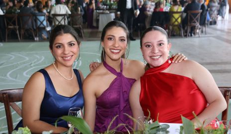  Vale Padilla, Pau Sánchez y Ari Pérez.