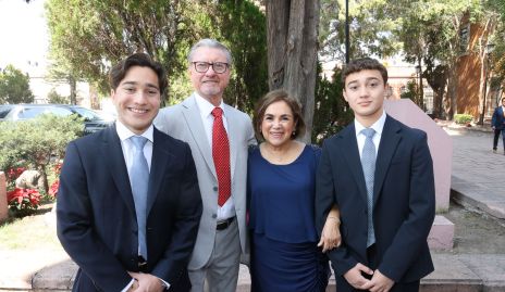  Luis, Porfirio, María Luisa y Pablo Olivares.