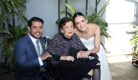  Mauricio Martínez, Pera Maza y Marijó Zacarías.