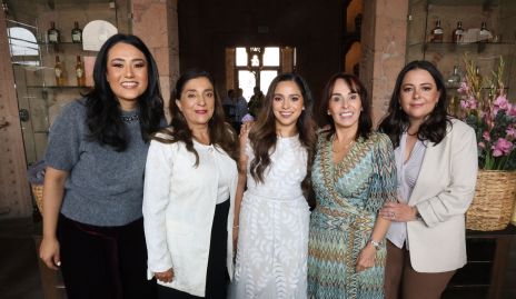  Andrea González, Hilda Carvajal, Tania Loredo, Susana Rangel de Lozano y Susana Lozano.
