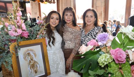  Tania Loredo, Adriana Rangel y Martha Rangel.