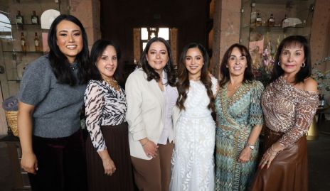  Andrea González, Adriana Rangel, Susana Lozano, Tania Loredo, Susana Rangel y Martha Rangel.