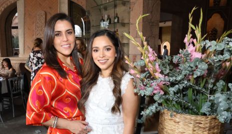  Alejandra Valle y Tania Loredo.