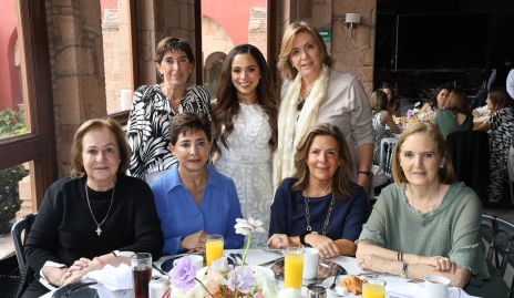  Maggie Jourdain, Tania Loredo, Rosy Mercado, Luz María Rubín de Celis, Samira Mustre, Martha Elena Muñiz e Ivonne Cazarín.