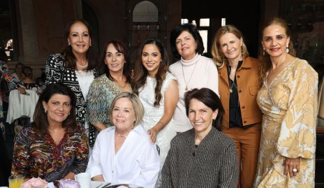  Leticia Castro, Susana Rangel, Tania Loredo, Ana Patricia Ordoñez, Martha Gómez, Beatriz Rangel, Pilar Lázaro, Ana Lu Medina y Claudia Canales.