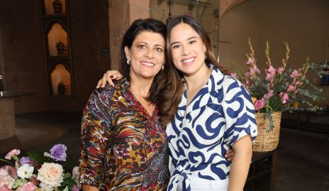  Pilar Lázaro y Adriana Narváez.
