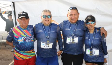  José Rocha, Esteban Rocha, Víctor Rocha y Karina Valero.