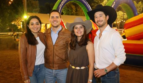  Fer González, Juan Pablo Gómez, Claudia Miranda y Marcos Del Valle.