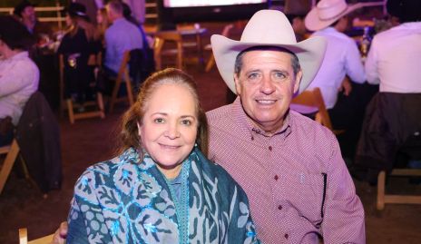  María de Jesús Veliz y Carlos Malo.