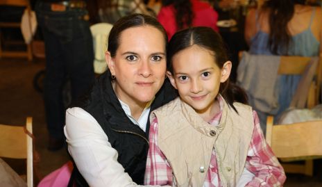  Beatriz Revuelta y María Julia Alderete.