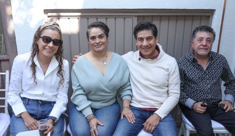  Vanesa Lacavex, Sandra Lepe, Xavier Huitrón y César González.