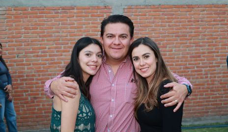  Pau Pérez, Alejandro Pérez y Fernanda Pérez.