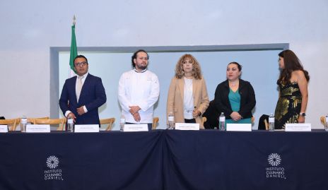  Directivos del Instituto Culinario Danieli Mario Olea, Iván Castillo, Lorena Alderete, Deyanil Clayton y Karla Urdapilleta.