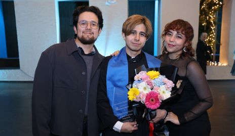  Hugo Cuevas, Luis Enrique Cuevas y Valeria Arellano.