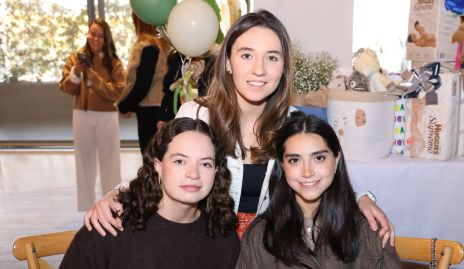  Adri Martins, Ale Martins y Vale Eternod.