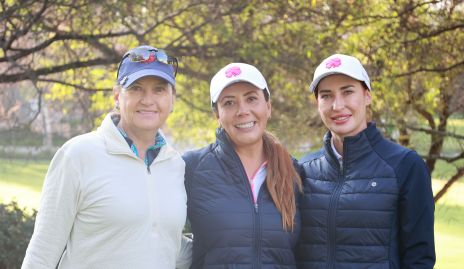  Karla Carter, Verónica Robledo y Olessia Shevchenko.