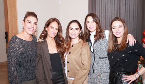  Alejandra Jiménez, Gloria Leal, Maricarmen Mejía, Mariana Llaguno y Mónica Cano.