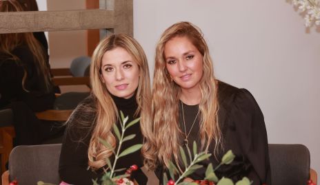  Graciela Torres y María Torres.