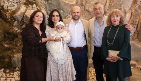  Joaquín Villarreal Villasana con sus papás y abuelos, Claudia Ávila, Claudia Villasana, Santiago Villarreal, Alejandro Villasana y Rita Yamazares.