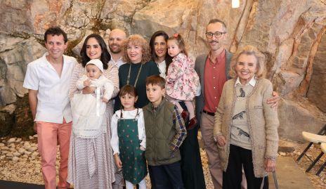  Joaquín Villarreal Villasana con Alonso Villarreal, Claudia Villasana, Santiago Villarreal, Rita Yamazares, Gabriela Carvajal, Roberto Villarreal, Lilia Azuara, Petra y Luciano.