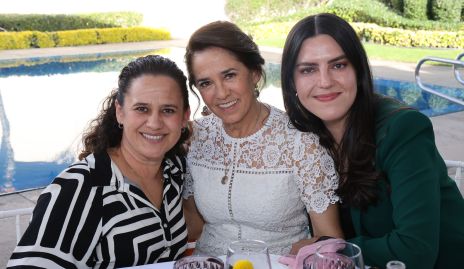  Carolina Delgado, Lucía Rangel y Alejandra Yáñez.