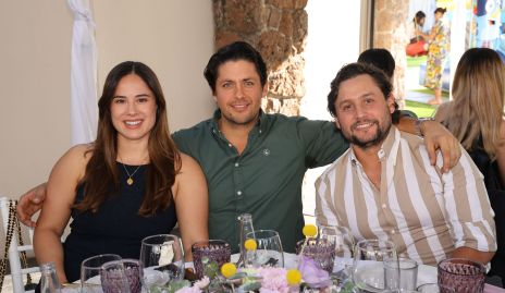  Adriana Narváez, Roberto Fernández y Fernando González.