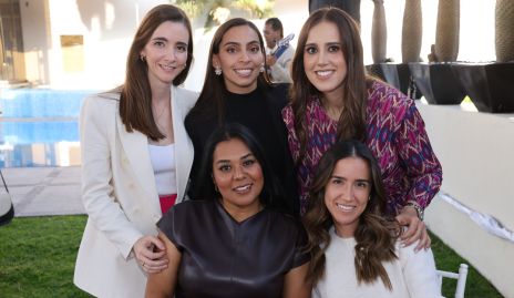  Fer Casillas, Karla Martínez, Fernanda Román, Ana Rodríguez y Pau García.