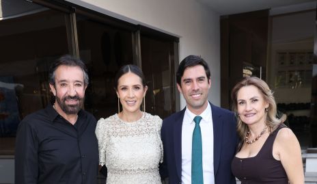  Jorge Gutiérrez, Estefanía Gutiérrez, Alejandro González, Pilar Márquez y Lucía.