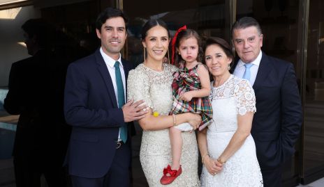  Alejandro González, Estefanía Gutiérrez, Lucía, Lucía Rangel y Arturo González.